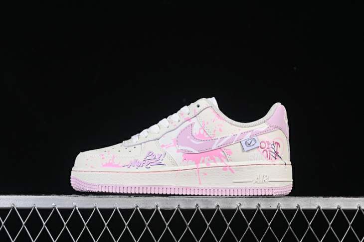 Picture of Air Force 1 _SKUfw21791763978836362fw